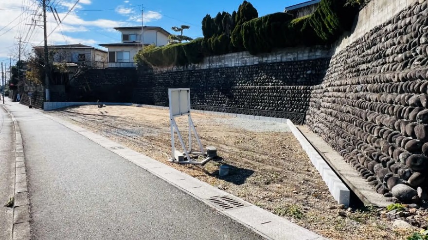 宮崎県日向市不動寺8番