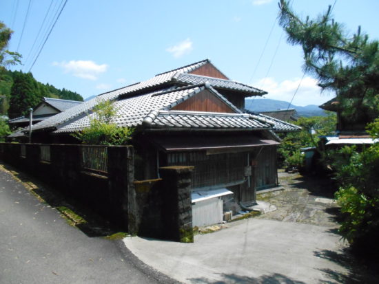 detached 宮崎県えびの市大字東長江浦