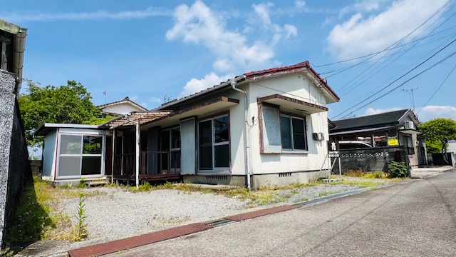  宮崎県日向市大字日知屋字松ノ下8326-14