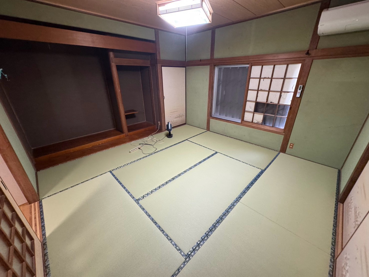 detached 宮崎県日向市財光寺35-6